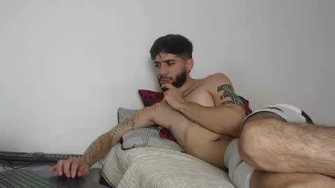 Snapshot of angel_damons_ chatting on 06/14/26, 04:53 Angel Damons online show from 06/14/26, 04:53