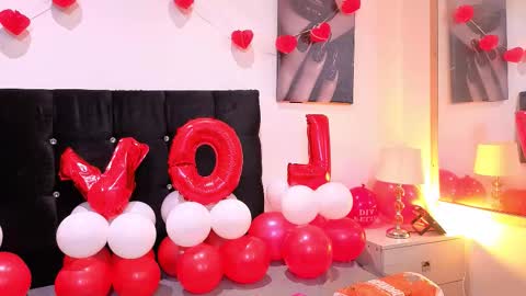 Snapshot of angel_dragun chatting on 02/15/26, 03:36 Angel-dragun online show from 02/15/26, 03:36