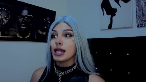 Snapshot of angel_dragun chatting on 03/17/26, 03:11 Angel-dragun online show from 03/17/26, 03:11