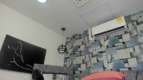 Snapshot of angel_dthroat chatting on 07/17/26, 12:01 ANGHEL online show from 07/17/26, 12:01
