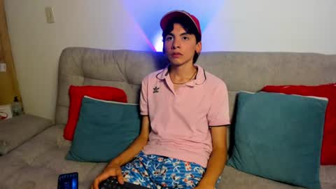 Snapshot of angel_dustt1 chatting on 07/05/26, 08:38 angel_dustt1 online show from 07/05/26, 08:38