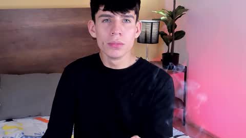 Snapshot of angel_eros_ chatting on 02/10/26, 05:00 Angel online show from 02/10/26, 05:00