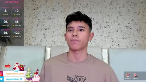 ngel Esteban  online show from 12/24/24, 06:44