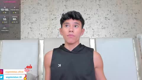 ngel Esteban  online show from 01/25/25, 06:55