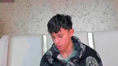 ngel Esteban  online show from 03/01/25, 10:34