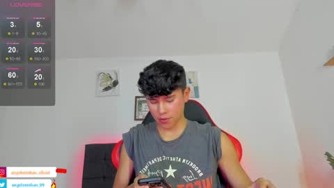 ngel Esteban  online show from 10/03/25, 03:14