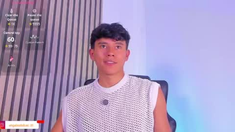 Snapshot of angel_esteban_fx chatting on 04/22/26, 07:37 ngel Esteban online show from 04/22/26, 07:37