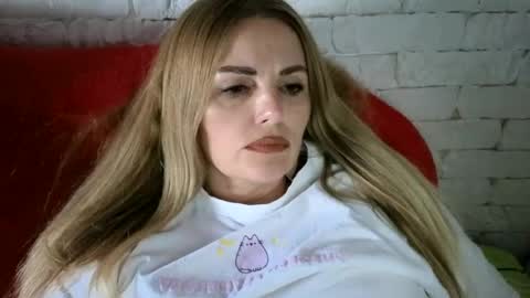 Snapshot of angel_girllovemy chatting on 06/16/26, 12:08 ANGEL online show from 06/16/26, 12:08