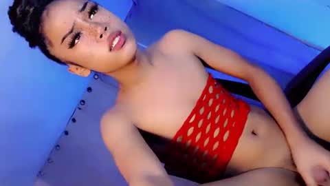 Snapshot of angel_grace18 chatting on 06/23/26, 06:39 angel_grace18 online show from 06/23/26, 06:39