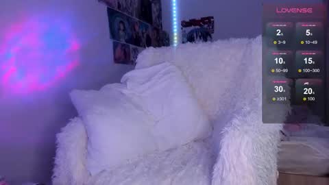 Snapshot of angel_hao chatting on 09/09/25, 11:48 Hao online show from 09/09/25, 11:48