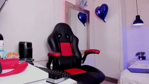 angel hardy online show from 02/04/25, 12:11