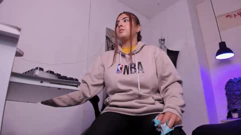 angel hardy online show from 10/27/25, 11:58