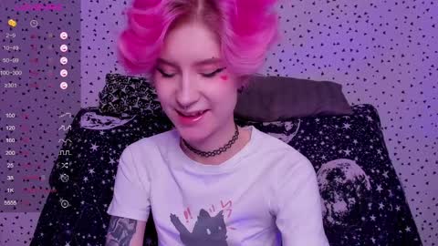 Snapshot of angel_julles chatting on 04/04/26, 06:11 Angel Dust online show from 04/04/26, 06:11