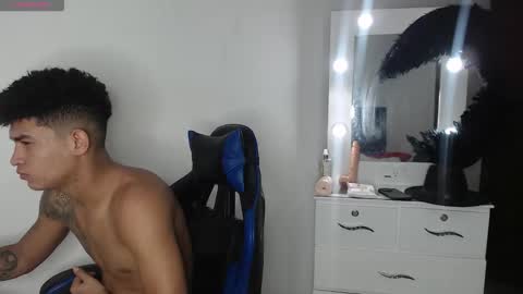 Angel online show from 10/13/25, 07:14