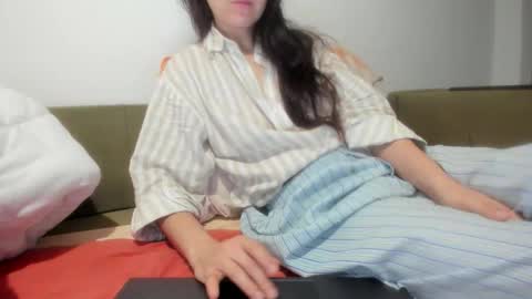 angel_lee__ online show from 02/07/26, 03:32