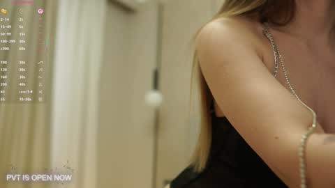 Snapshot of angel_luisa chatting on 01/16/26, 03:32 Luisa online show from 01/16/26, 03:32