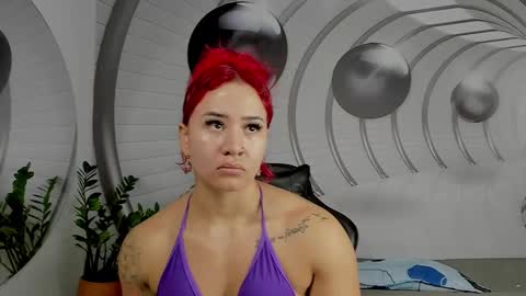 Snapshot of angel_martins chatting on 12/24/24, 05:55 Angel online show from 12/24/24, 05:55