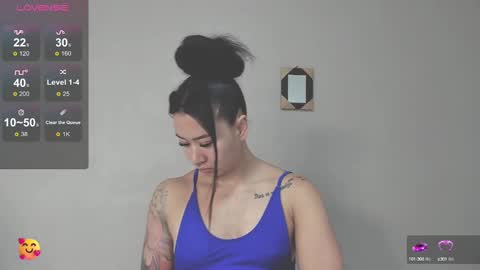 Snapshot of angel_martins chatting on 09/17/25, 02:41 Angel online show from 09/17/25, 02:41