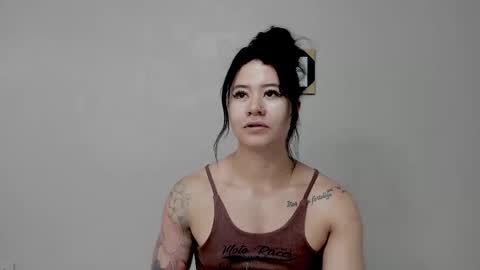 Snapshot of angel_martins chatting on 10/02/25, 03:52 Angel online show from 10/02/25, 03:52