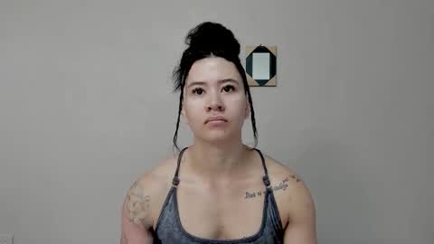 Snapshot of angel_martins chatting on 10/15/25, 02:50 Angel online show from 10/15/25, 02:50