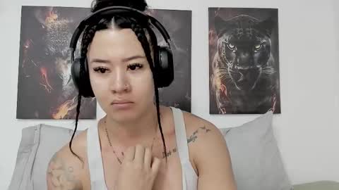 Snapshot of angel_martins chatting on 03/18/26, 01:58 Angel online show from 03/18/26, 01:58