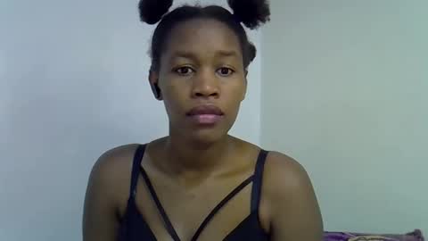 angel_mia5 online show from 11/13/25, 09:30