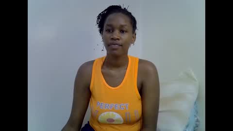 angel_mia5 online show from 12/01/25, 10:09