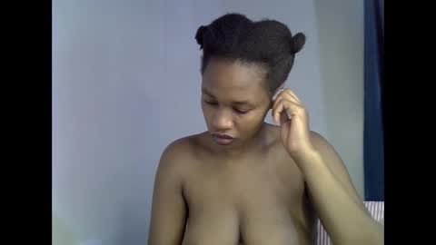 Snapshot of angel_mia5 chatting on 04/29/26, 07:23 angel_mia5 online show from 04/29/26, 07:23