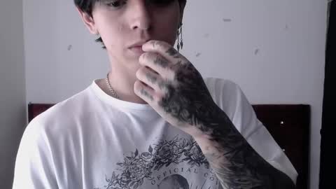 Snapshot of angel_miguel_ chatting on 05/30/26, 06:49 Angel Scott online show from 05/30/26, 06:49