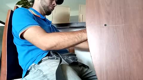 Snapshot of angel_morningstar1 chatting on 02/12/25, 06:51 ngel online show from 02/12/25, 06:51