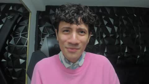 Snapshot of angel_st1 chatting on 05/31/26, 05:15 Angel online show from 05/31/26, 05:15