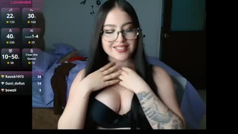 Snapshot of angel_sweet_v chatting on 03/18/26, 04:59 Sweet Angel online show from 03/18/26, 04:59