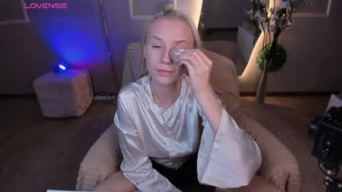 Snapshot of angel_tessa chatting on 07/16/26, 05:57 Angelica online show from 07/16/26, 05:57