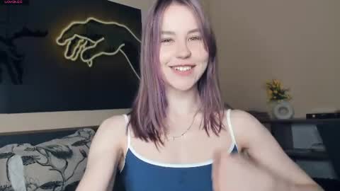 Snapshot of angel_to_burn chatting on 06/14/26, 07:32 SofiaSofi online show from 06/14/26, 07:32