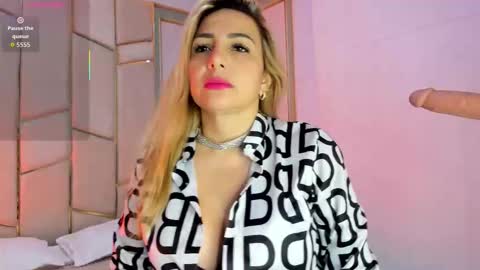 Angel  online show from 01/12/26, 06:13