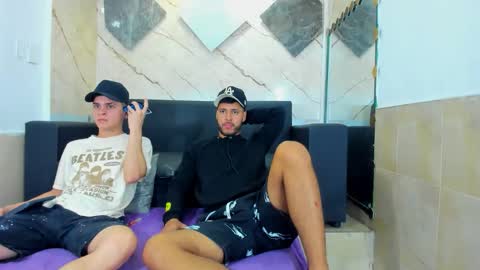 angel_villareal_ online show from 03/03/26, 05:02