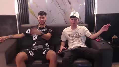 Snapshot of angel_villareal_ chatting on 03/16/26, 04:29 angel_villareal_ online show from 03/16/26, 04:29