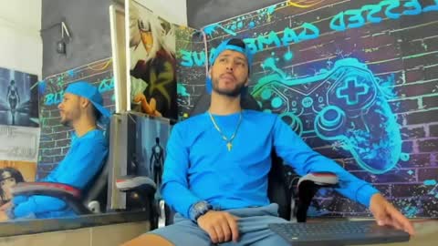 Snapshot of angel_villareal_ chatting on 04/09/26, 01:05 angel_villareal_ online show from 04/09/26, 01:05