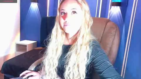 Angel online show from 04/17/26, 01:03