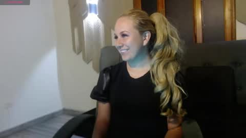 Angel online show from 05/12/26, 11:18