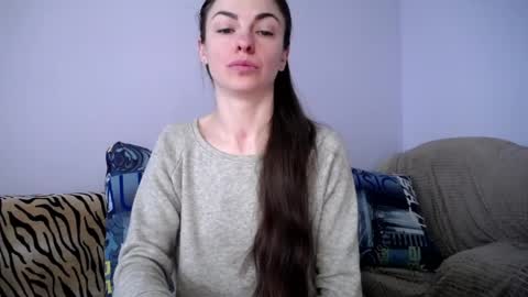 Snapshot of angel_zoe77 chatting on 05/04/26, 08:10 Zoe online show from 05/04/26, 08:10