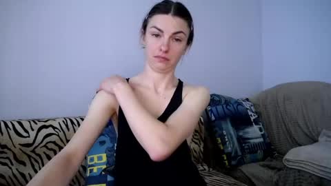 Snapshot of angel_zoe77 chatting on 05/28/26, 08:44 Zoe online show from 05/28/26, 08:44