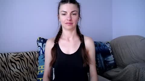 Snapshot of angel_zoe77 chatting on 07/04/26, 11:38 Zoe online show from 07/04/26, 11:38