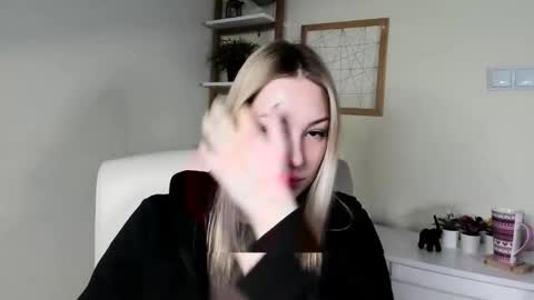 Angela online show from 02/13/26, 06:31