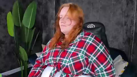 Angela online show from 07/16/26, 08:53
