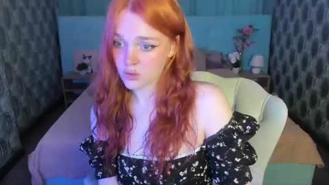 Snapshot of angela_flowers chatting on 07/04/26, 01:12 Angela online show from 07/04/26, 01:12