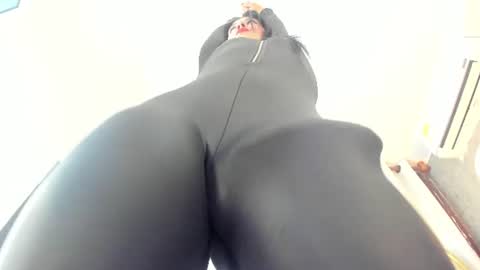 Snapshot of angela_lia_ chatting on 07/22/26, 01:14 Angela online show from 07/22/26, 01:14