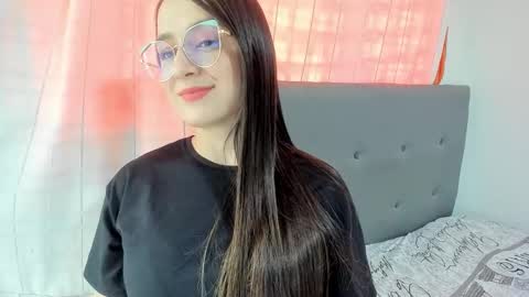angela_nix online show from 09/23/25, 04:21