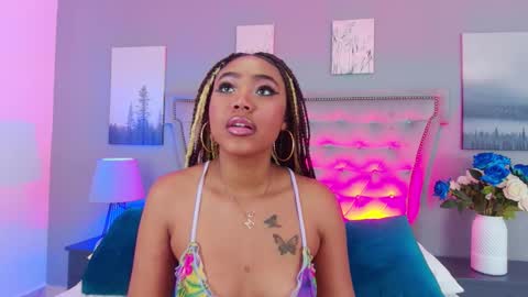 Angela Roberts online show from 11/06/25, 04:24