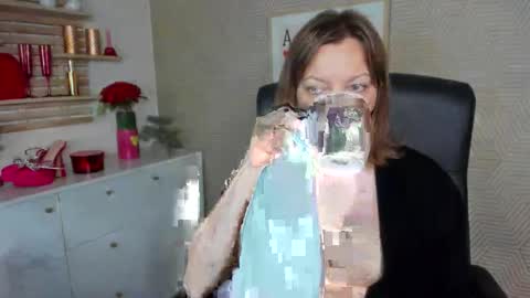 Snapshot of angela_samt chatting on 03/24/26, 06:40 Angela online show from 03/24/26, 06:40